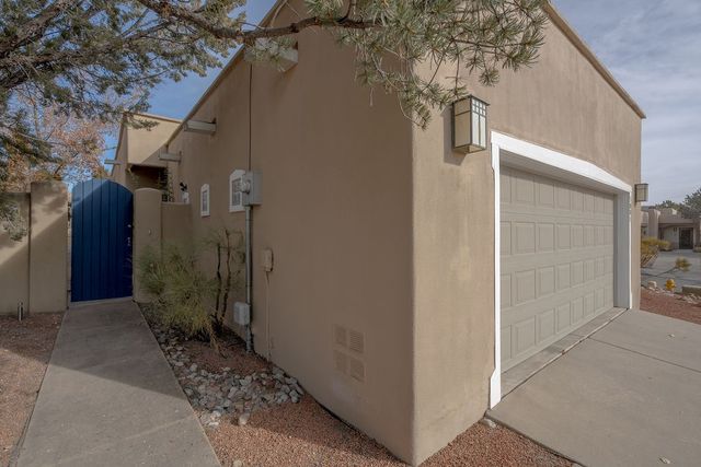 3001 Pueblo Grande, Santa Fe, NM 87507
