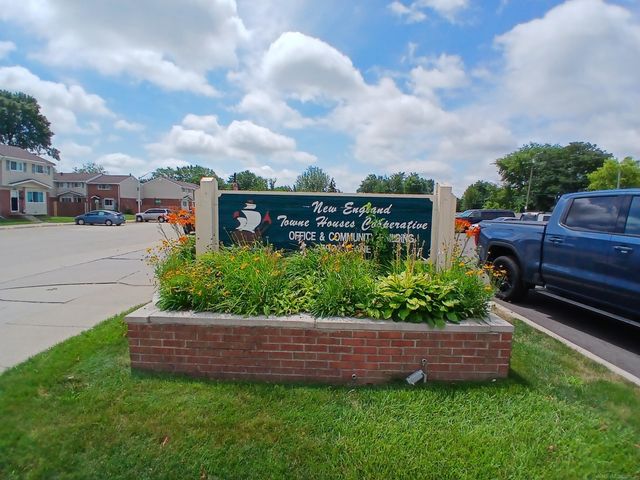 25934 Jeanette Court Bldg 4, Roseville, MI 48066