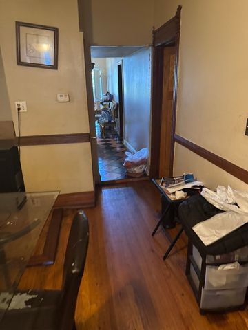 1132 S Sacramento Boulevard, Chicago, IL 60612