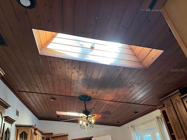 200 ARBOR DRIVE W, Palm Harbor, FL 34683