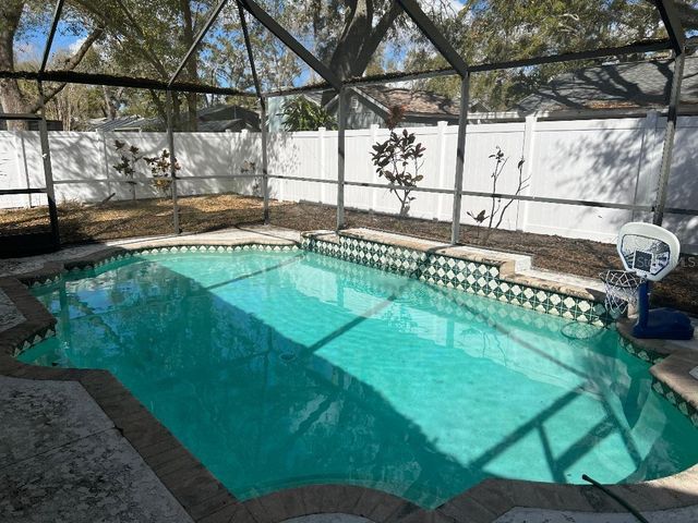 200 ARBOR DRIVE W, Palm Harbor, FL 34683