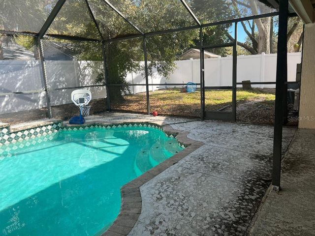 200 ARBOR DRIVE W, Palm Harbor, FL 34683