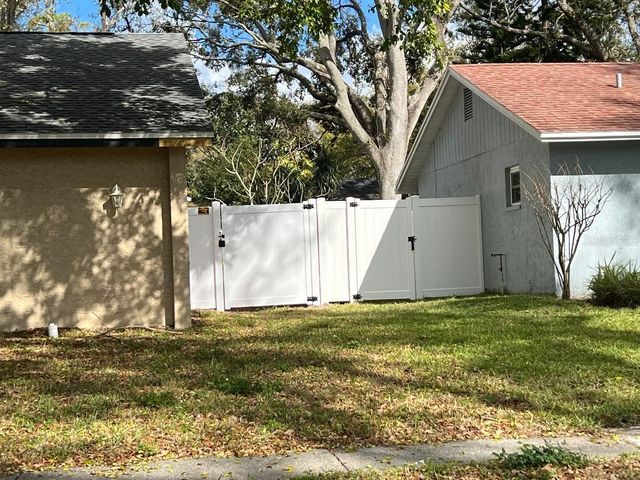 200 ARBOR DRIVE W, Palm Harbor, FL 34683