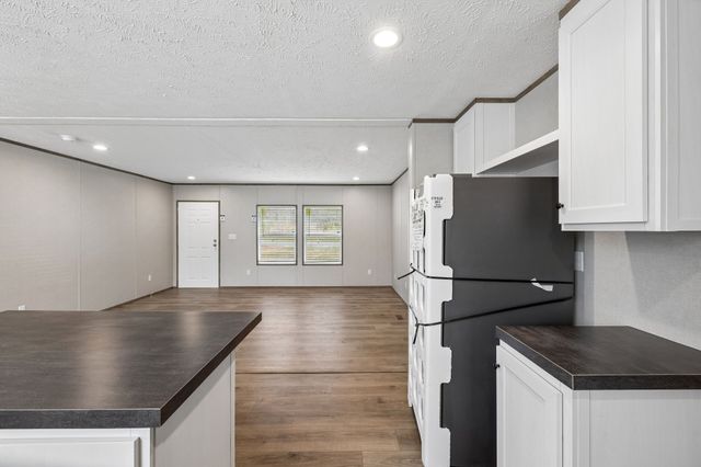 7250 Taylor Creek Loop, Nunnelly, TN 37137