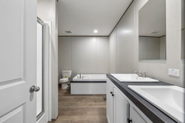 7250 Taylor Creek Loop, Nunnelly, TN 37137