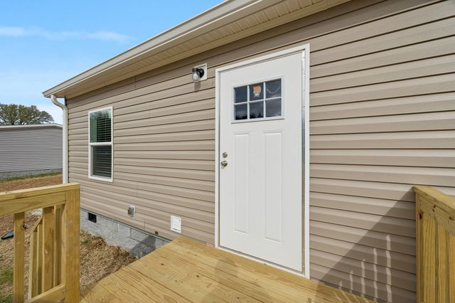 7250 Taylor Creek Loop, Nunnelly, TN 37137