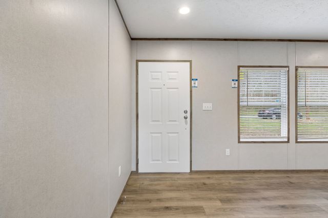 7250 Taylor Creek Loop, Nunnelly, TN 37137