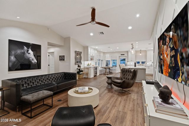 4923 E INDIANOLA Avenue, Phoenix, AZ 85018