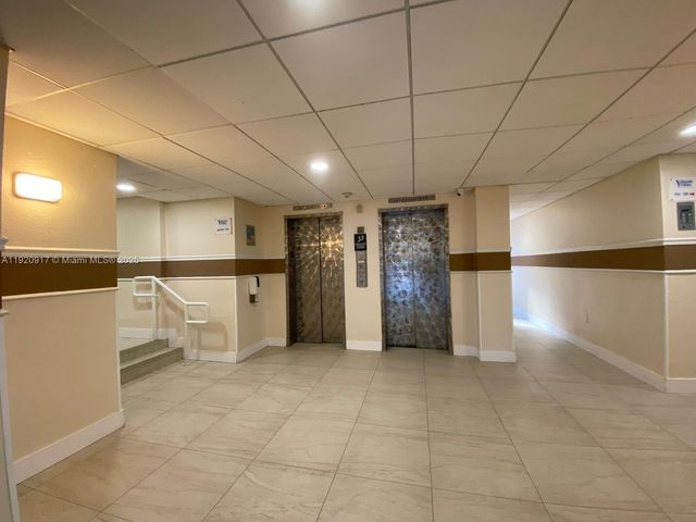 4550 NW 9th St 217E, Miami, FL 33126