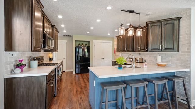 372 N WATERSIDE RD, Heber City, UT 84032