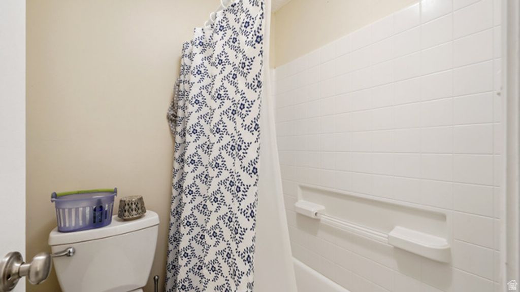 Image 43 of property listing at 372 N WATERSIDE RD, Heber City, UT 84032