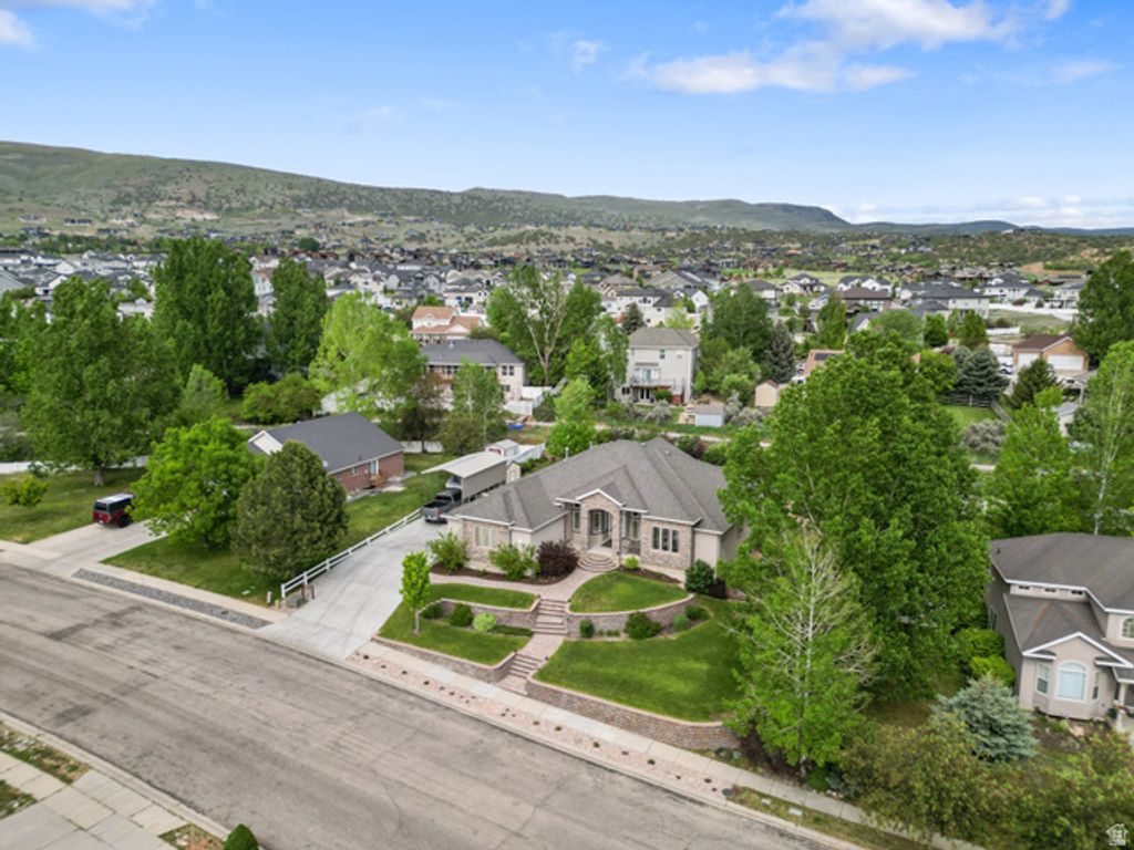 Image 56 of property listing at 372 N WATERSIDE RD, Heber City, UT 84032
