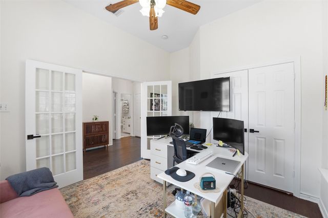 8609 Old Oak Drive, Irving, TX 75063