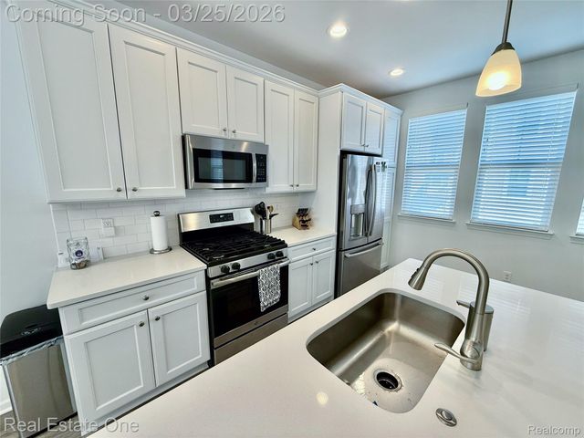 2500 Normandy Road 44, Royal Oak, MI 48073