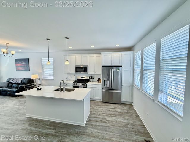 2500 Normandy Road 44, Royal Oak, MI 48073