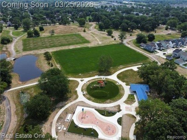 2500 Normandy Road 44, Royal Oak, MI 48073