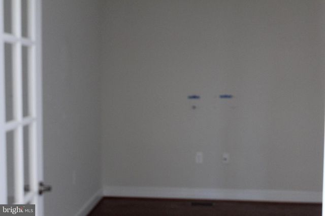 252 LONG POINT DR, Fredericksburg, VA 22406