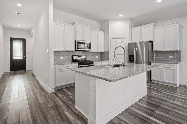 1539 Oakdale Crest Road, Montgomery, TX 77316