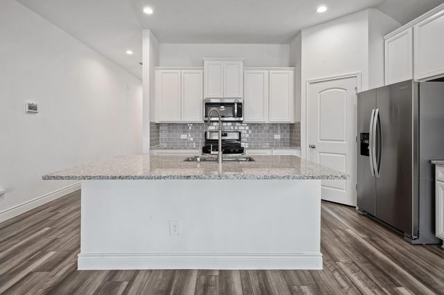 1539 Oakdale Crest Road, Montgomery, TX 77316