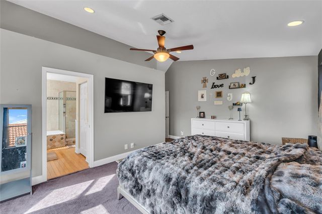 6840 NW 26th St, Margate, FL 33063