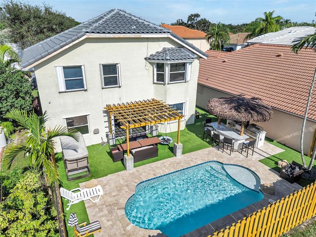 6840 NW 26th St, Margate, FL 33063