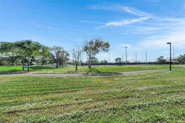 6840 NW 26th St, Margate, FL 33063