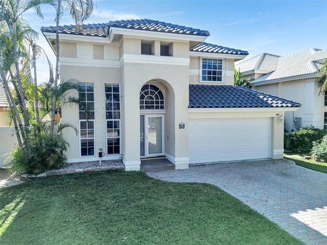 6840 NW 26th St, Margate, FL 33063