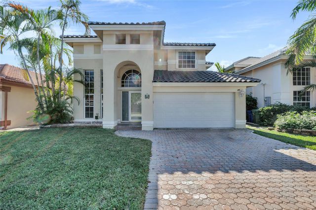 6840 NW 26th St, Margate, FL 33063