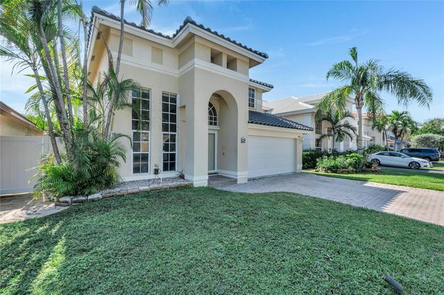 6840 NW 26th St, Margate, FL 33063