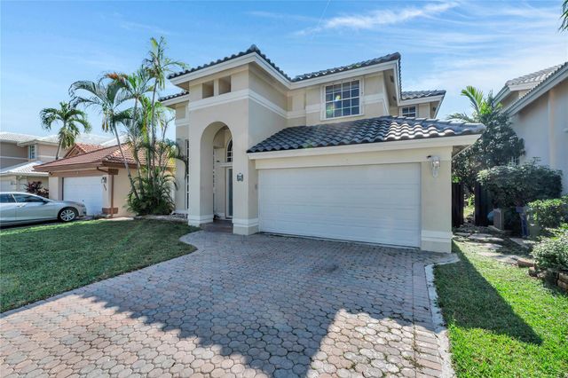 6840 NW 26th St, Margate, FL 33063