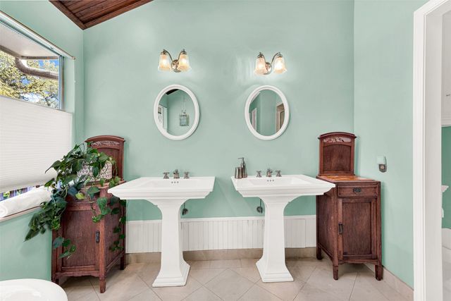 1817 Edgewater Drive, Plano, TX 75075