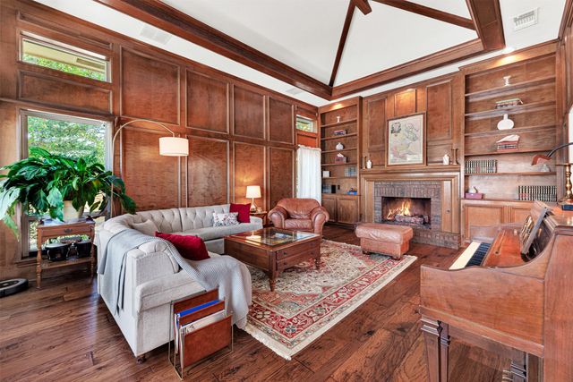 1817 Edgewater Drive, Plano, TX 75075