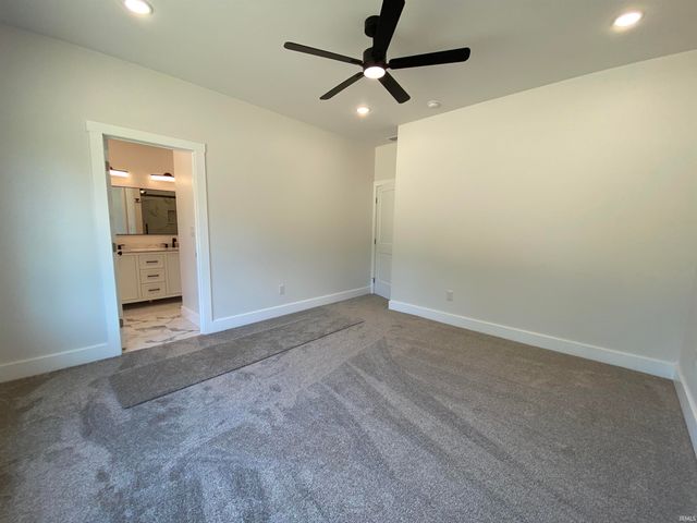 16 Trinton Avenue, Bedford, IN 47421