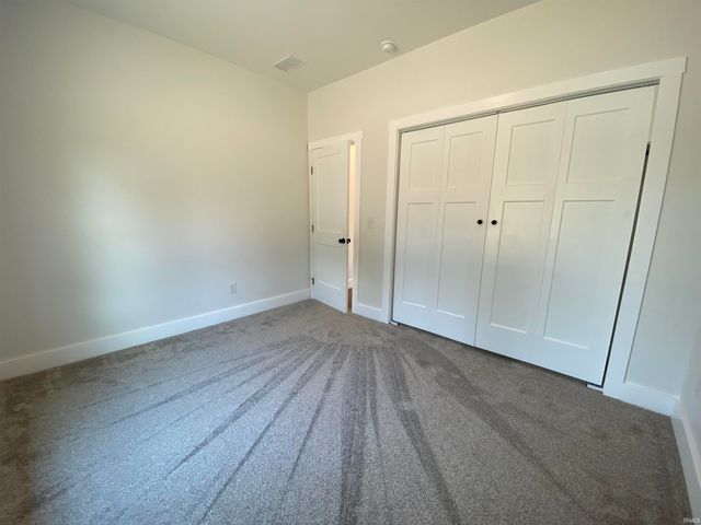 16 Trinton Avenue, Bedford, IN 47421