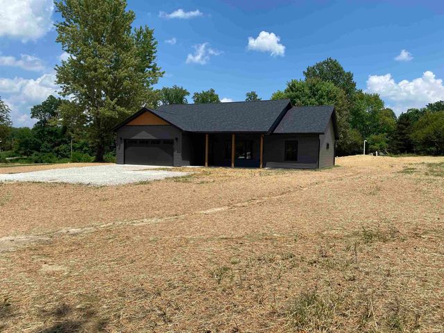 16 Trinton Avenue, Bedford, IN 47421