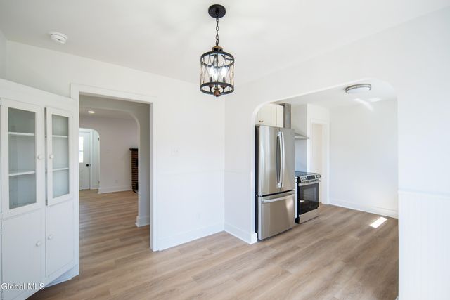 308 Kings Road, Schenectady, NY 12304