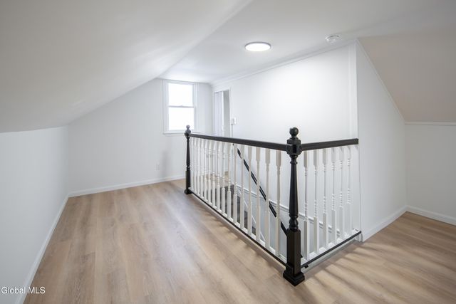 308 Kings Road, Schenectady, NY 12304
