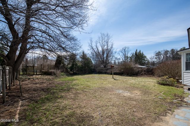 308 Kings Road, Schenectady, NY 12304