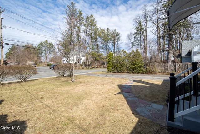 308 Kings Road, Schenectady, NY 12304