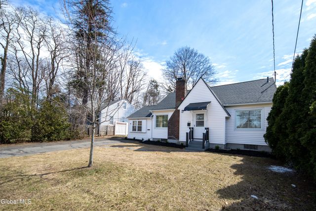 308 Kings Road, Schenectady, NY 12304