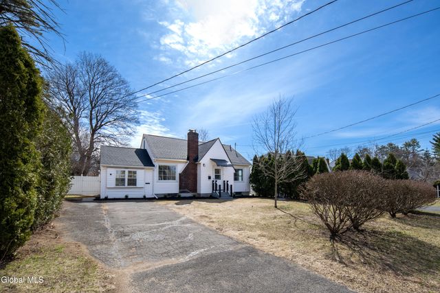 308 Kings Road, Schenectady, NY 12304