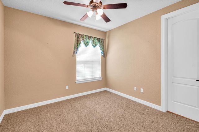 1100 Southern Oaks Drive, Angleton, TX 77515