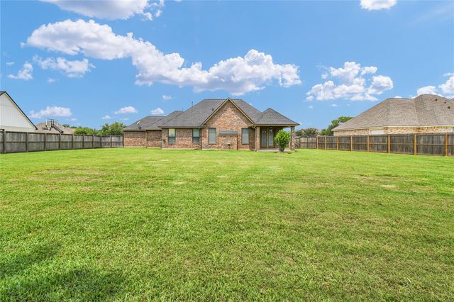1100 Southern Oaks Drive, Angleton, TX 77515