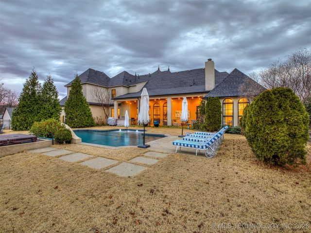 3306 W 68th Street, Tulsa, OK 74132