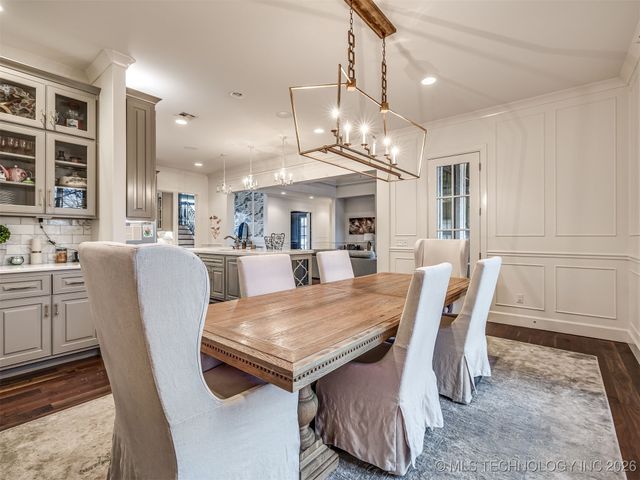 3306 W 68th Street, Tulsa, OK 74132