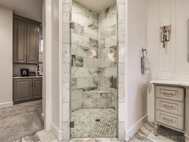 3306 W 68th Street, Tulsa, OK 74132