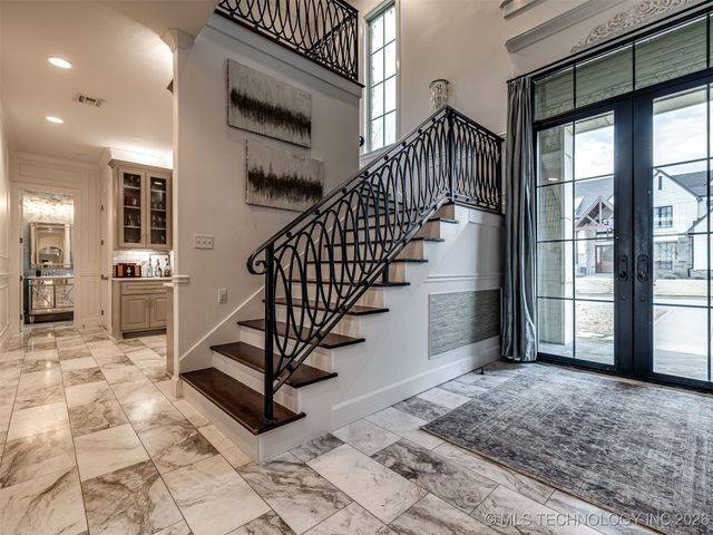 3306 W 68th Street, Tulsa, OK 74132