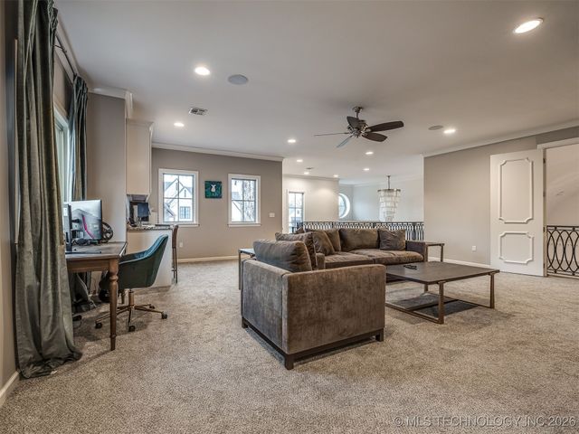 3306 W 68th Street, Tulsa, OK 74132