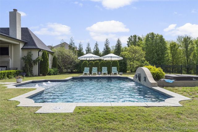 3306 W 68th Street, Tulsa, OK 74132