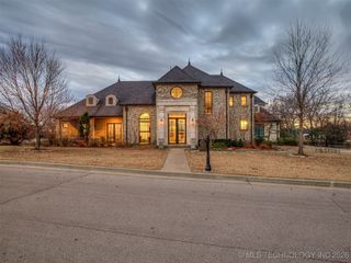 3306 W 68th Street, Tulsa, OK 74132
